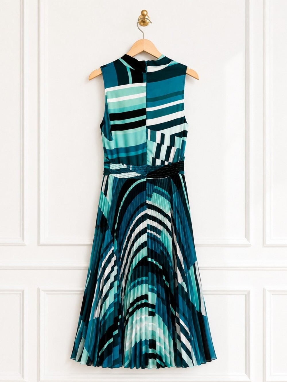 Maison Tara Pleated Faux Wrap Midi Dress | Blue Teal Abstract Print | Size 8 - Picture 7 of 9
